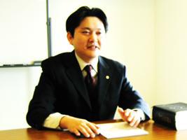 講師