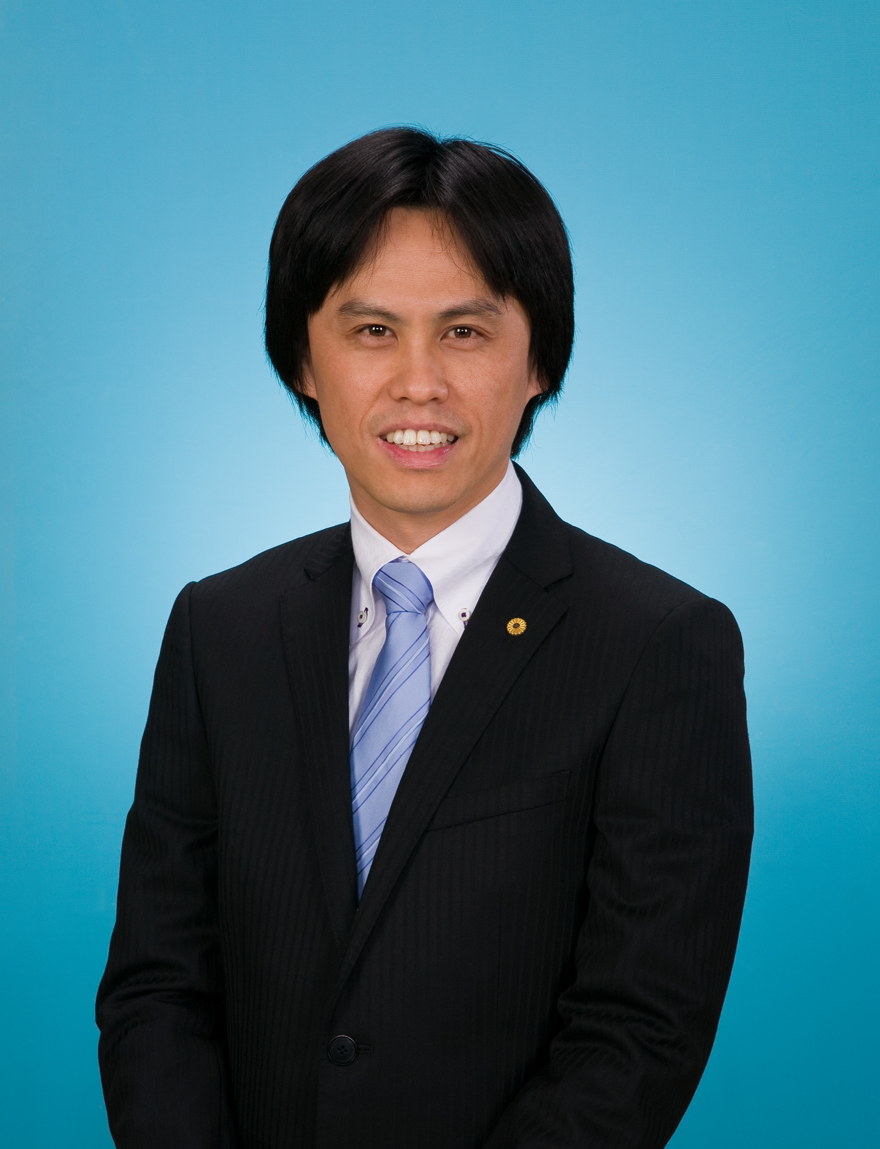 講師