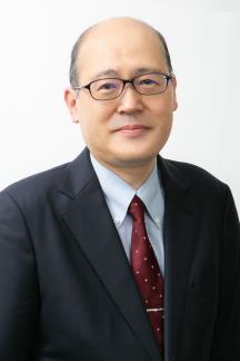 講師